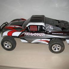 Off-Roader Traxxas Slash 2WD -Solgt 