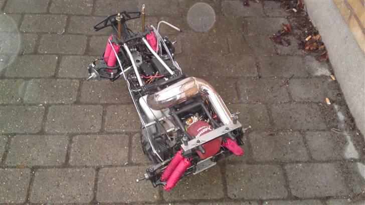 Off-Roader FG Stadium/Monster "SOLGT 11" - Som i nok kan se har jeg fjernet det sorte gummi rundt om bilen, synes det så træls ud. billede 9