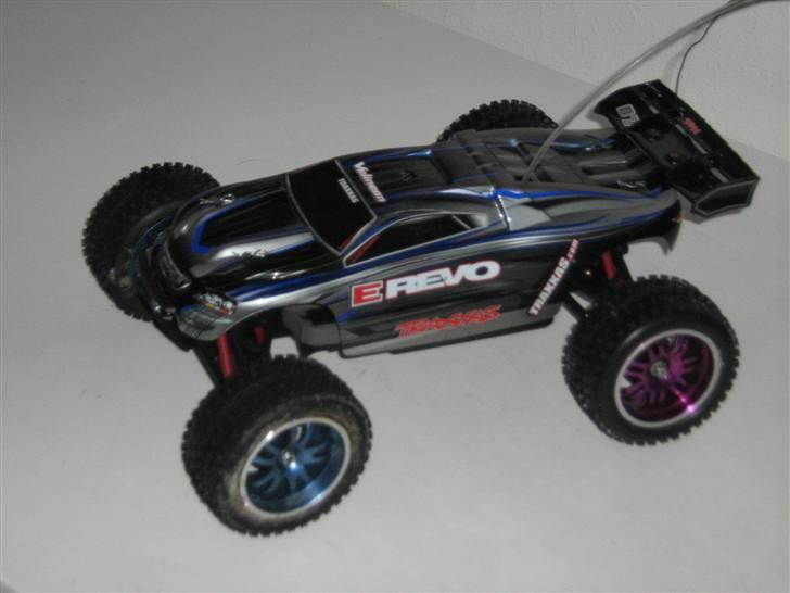 Off-Roader Traxxas 1/16 E-revo billede 1