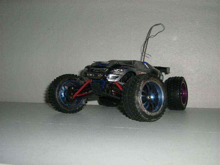 Off-Roader Traxxas 1/16 E-revo billede 10