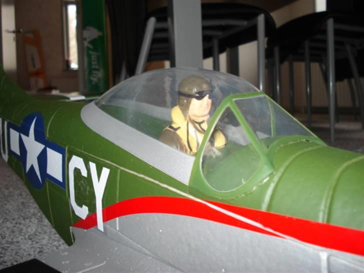 Fly MUSTANG  P 51 D  (solgt) billede 7