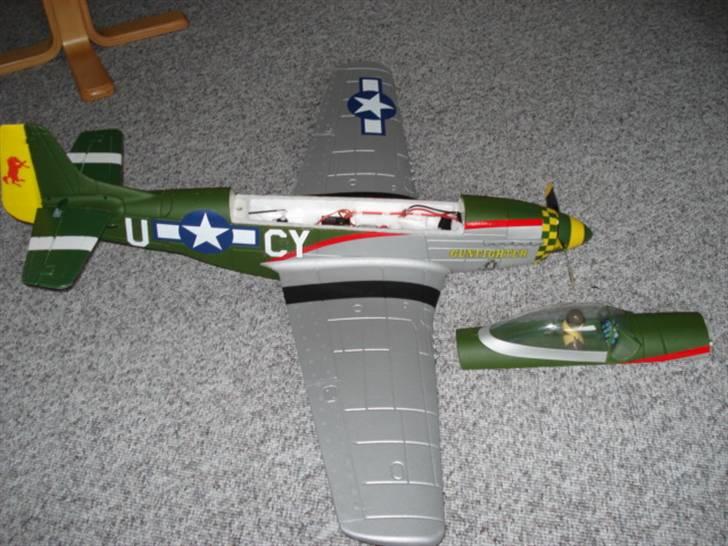 Fly MUSTANG  P 51 D  (solgt) billede 11