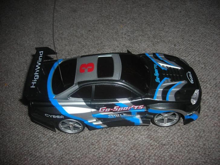 Bil nisan skyline (væk) billede 4