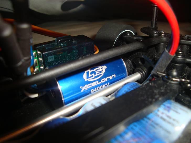 Bil xray m18 brushless 2.4GHz billede 4