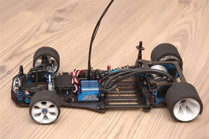 Bil Team Associated 12R5  billede 6