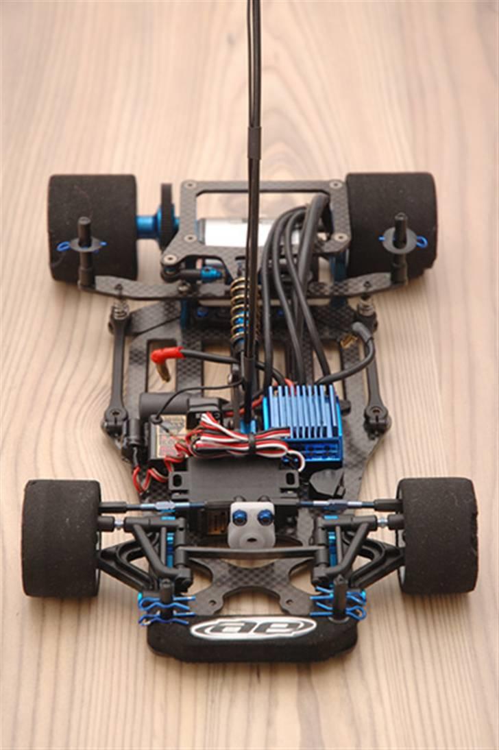 Bil Team Associated 12R5  billede 9