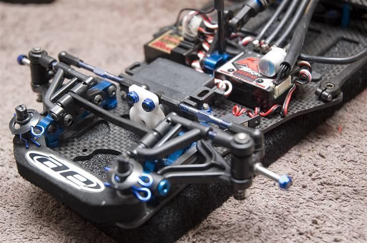 Bil Team Associated 12R5  billede 16