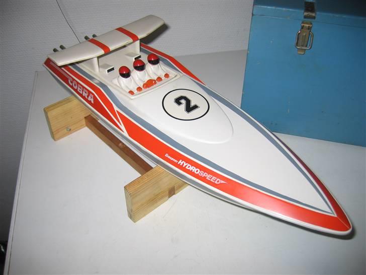 Båd Graupner Cobra billede 1