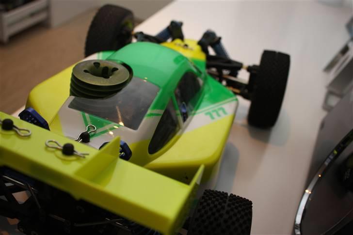 Buggy Kyosho inferno mp 777 WC billede 4