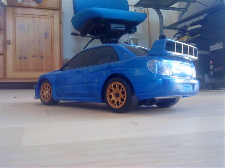 Bil Subaru Impreza Rally - Kun hurtigt samlet. får skal males om billede 2