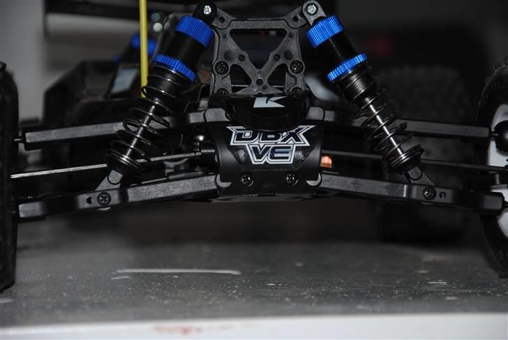 Buggy Kyosho Dbx Ve *SOLGT* billede 5
