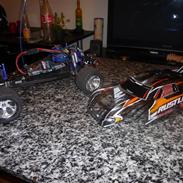 Off-Roader Traxxas Rustler VXL