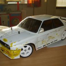 Bil TL01 BMW E30 *Solgt*