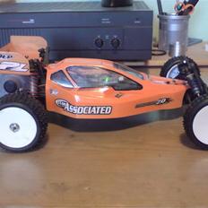 Buggy Team Associated B4 FT