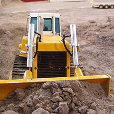 Maskiner Liebherr 742 Dozer - SOLGT