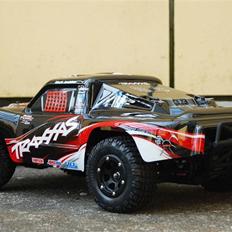 Off-Roader Traxxas Slash VXL