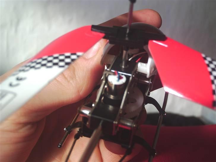 Fly SWIET mini helekopter billede 5