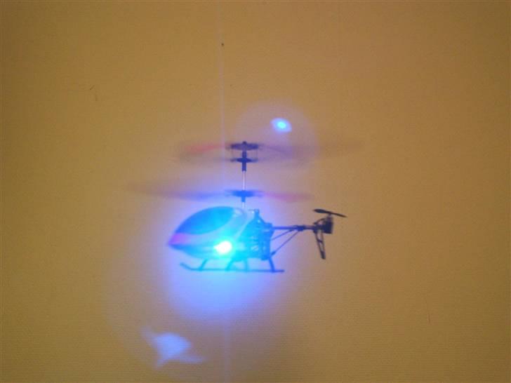 Fly SWIET mini helekopter billede 8