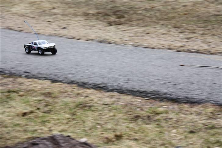 Bil Traxxas Slash 1/16 billede 1