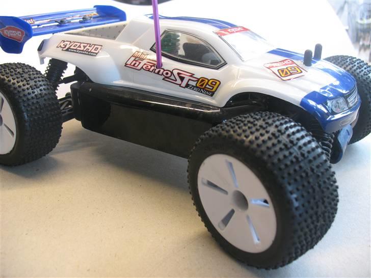 Bil Kyosho ST09 (Byttet) - En lille bandit der vil frem billede 1