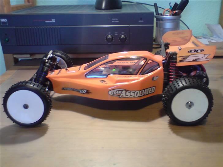 Buggy Team Associated B4 FT billede 4