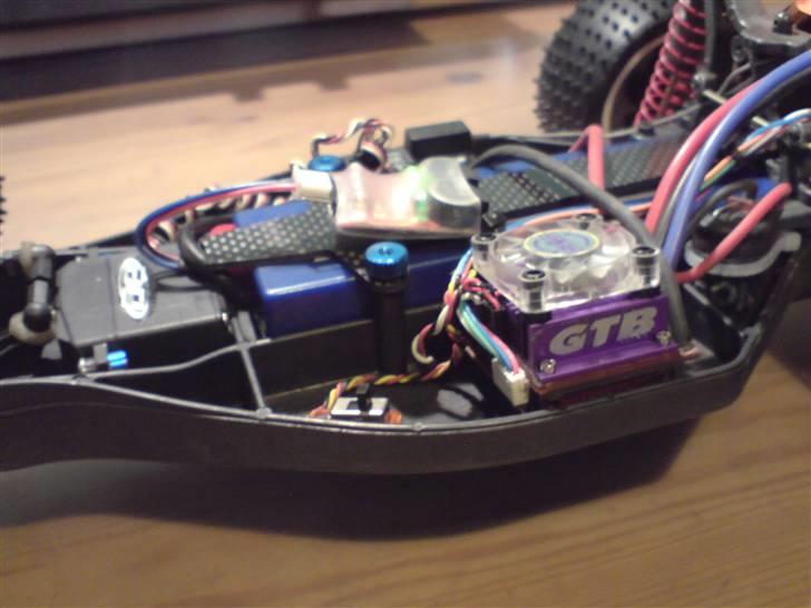 Buggy Team Associated B4 FT billede 10