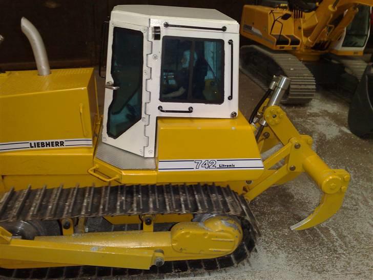 Maskiner Liebherr 742 Dozer - SOLGT billede 12