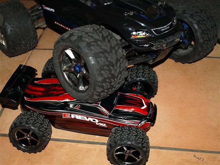 Bil E-Revo VXL 2,4ghz (7107)  billede 8