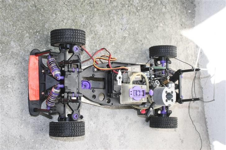 Bil CEN 1:10 Peugeot 406 - Hele herligheden, desværre uden body billede 1