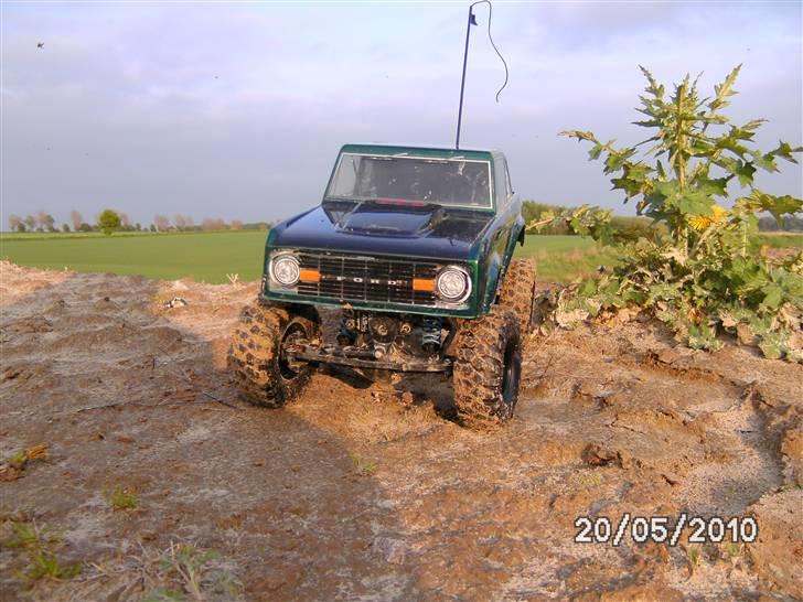 Off-Roader Axial AX10 - Ford Bronco 4x4/4WD *Solgt til bror* billede 4