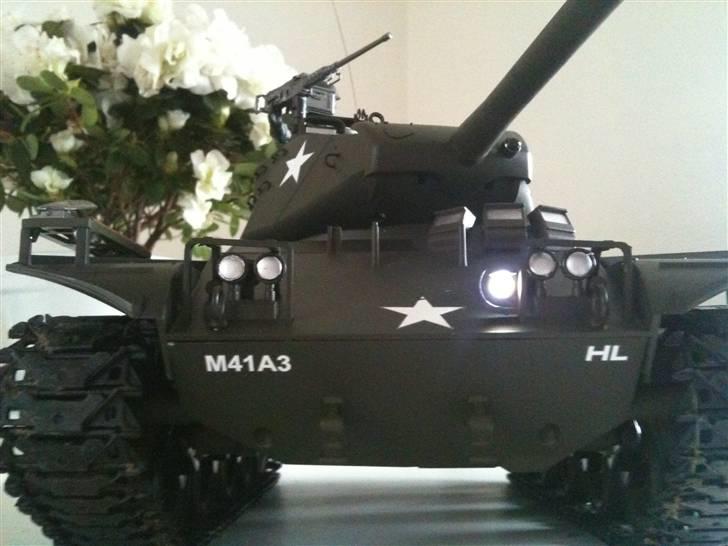Militær M41 Walker Bulldog billede 1