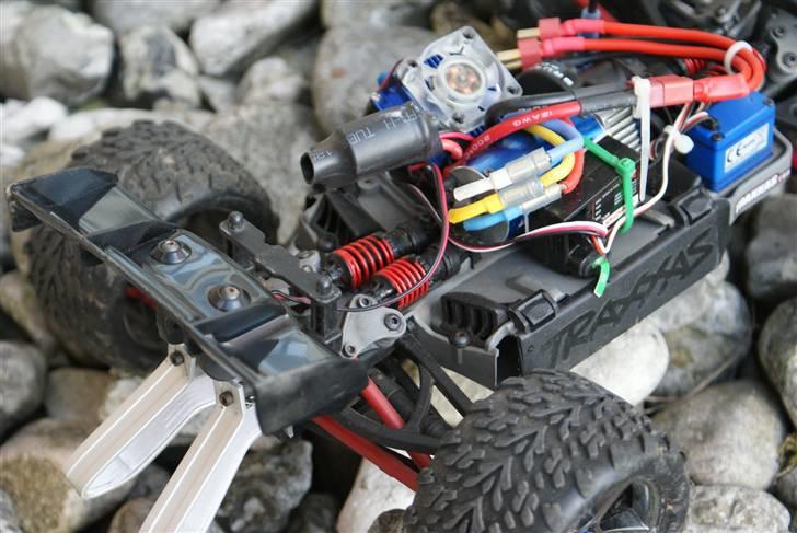 Off-Roader Revo VXL 1:16 Solgt billede 13