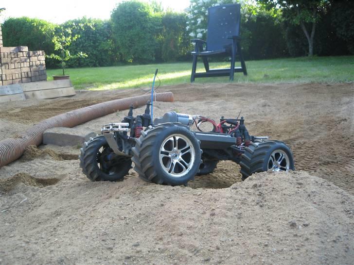 Bil Traxxas e-maxx billede 6