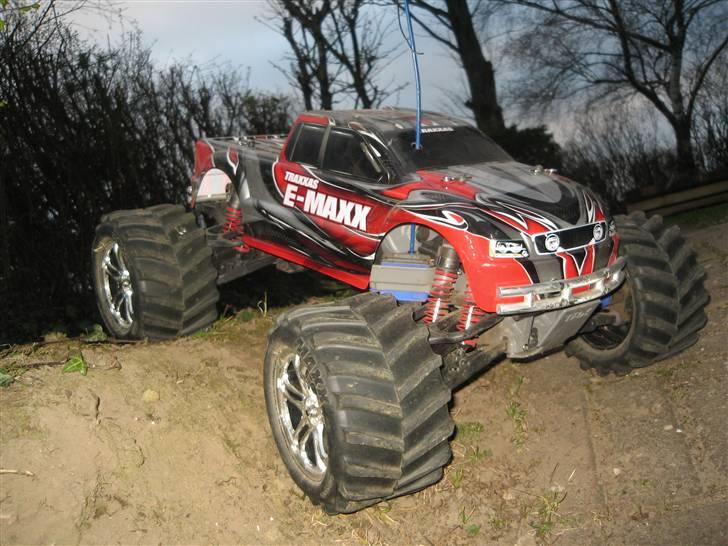 Bil Traxxas e-maxx billede 7