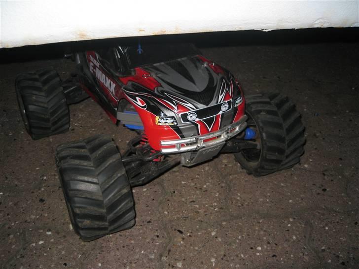 Bil Traxxas e-maxx billede 9