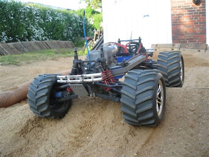 Bil Traxxas e-maxx billede 11