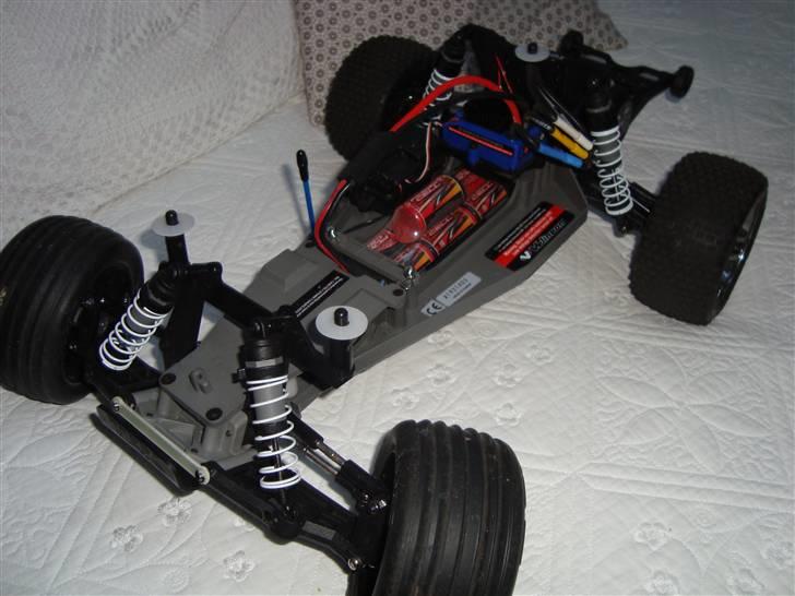 Off-Roader Rustler vxl SOLGT  billede 3