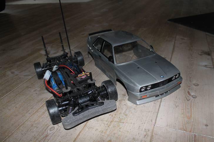 Bil Tamiya TT-01 BMW e30 M3 - TT-01 E Drift billede 13