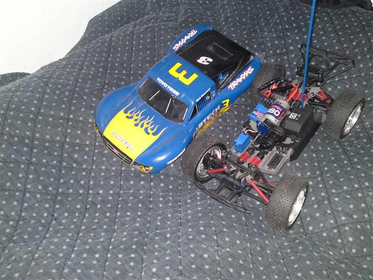 Buggy Traxxas slash 1:16 billede 4