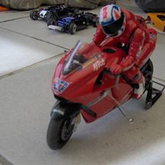 Motorcykel ducati desmosedici