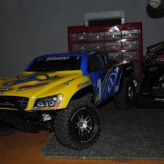 Off-Roader Slash 4x4 *BYTTET*
