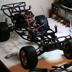 Bil Traxxas Slash