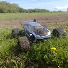 Truck Kyosho Inferno ST-R