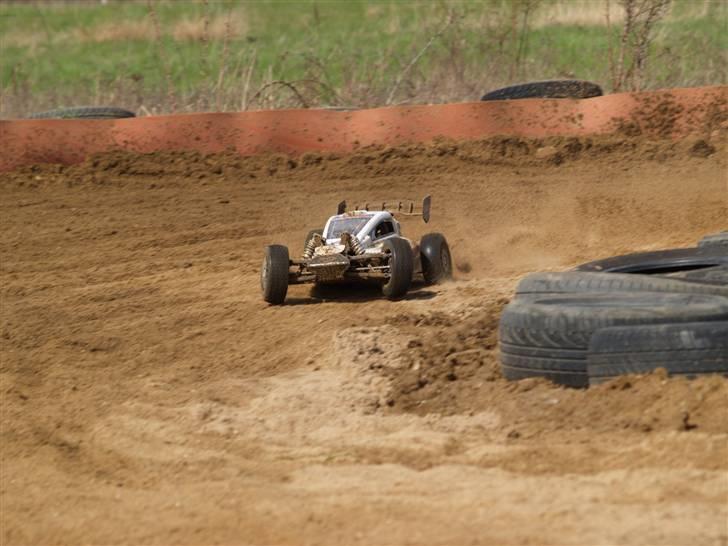 Buggy MCD Race Runner V4 comp. billede 2