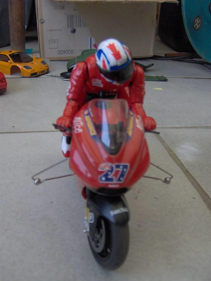 Motorcykel ducati desmosedici billede 6