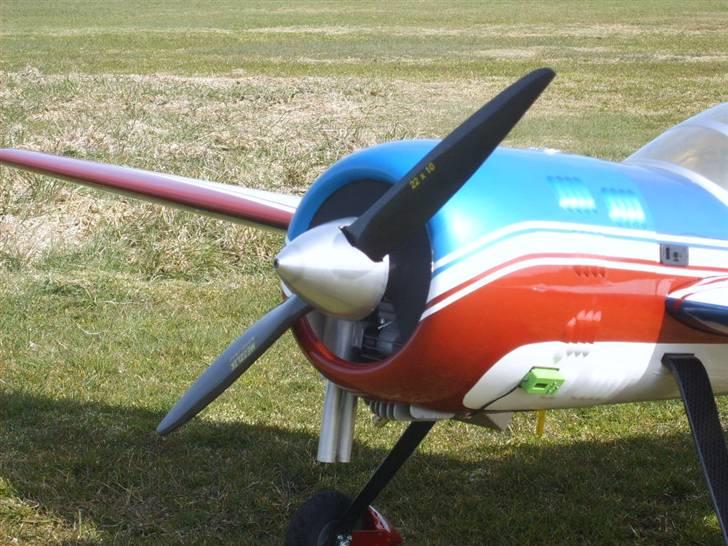Fly YAK-54 billede 2