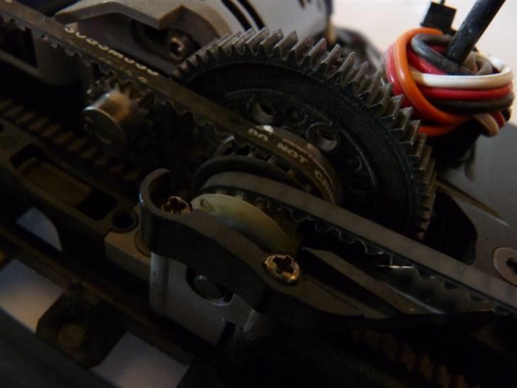 Bil Tamiya TA05IFS - Centerpulleys, en del af mit counter-steer setup billede 14