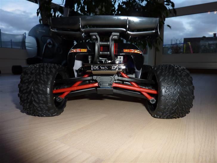 Off-Roader E-Revo 1/16 VXL 2,4GHz billede 6