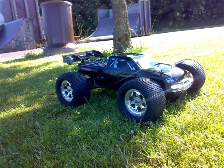 Truck Traxxas Revo RB 523 billede 3