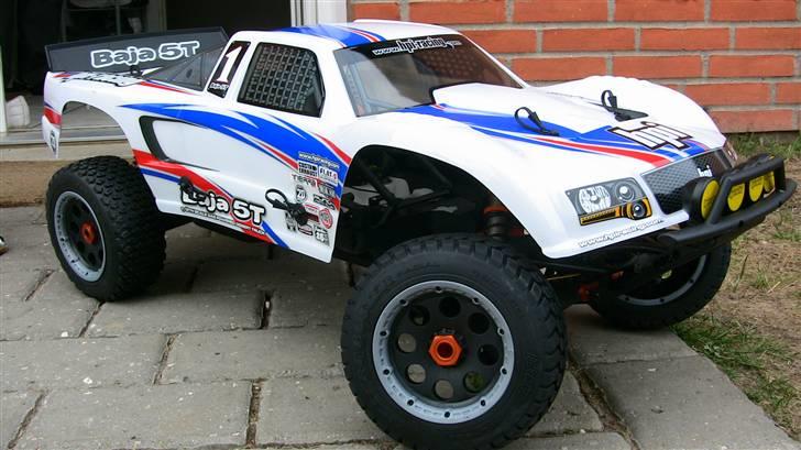 Off-Roader HPI baja 5T billede 1